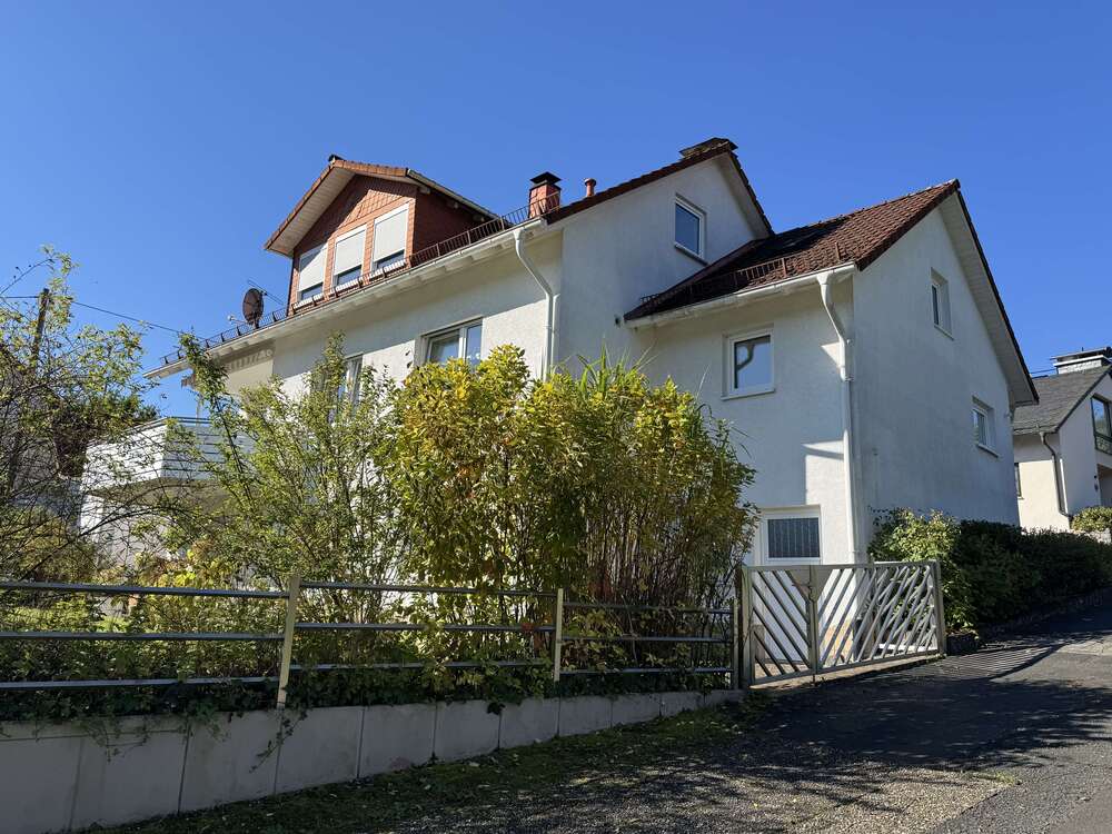 Thumbnail-Haus zum Kaufen in Siegen 395.000,00 € 217.24 m²