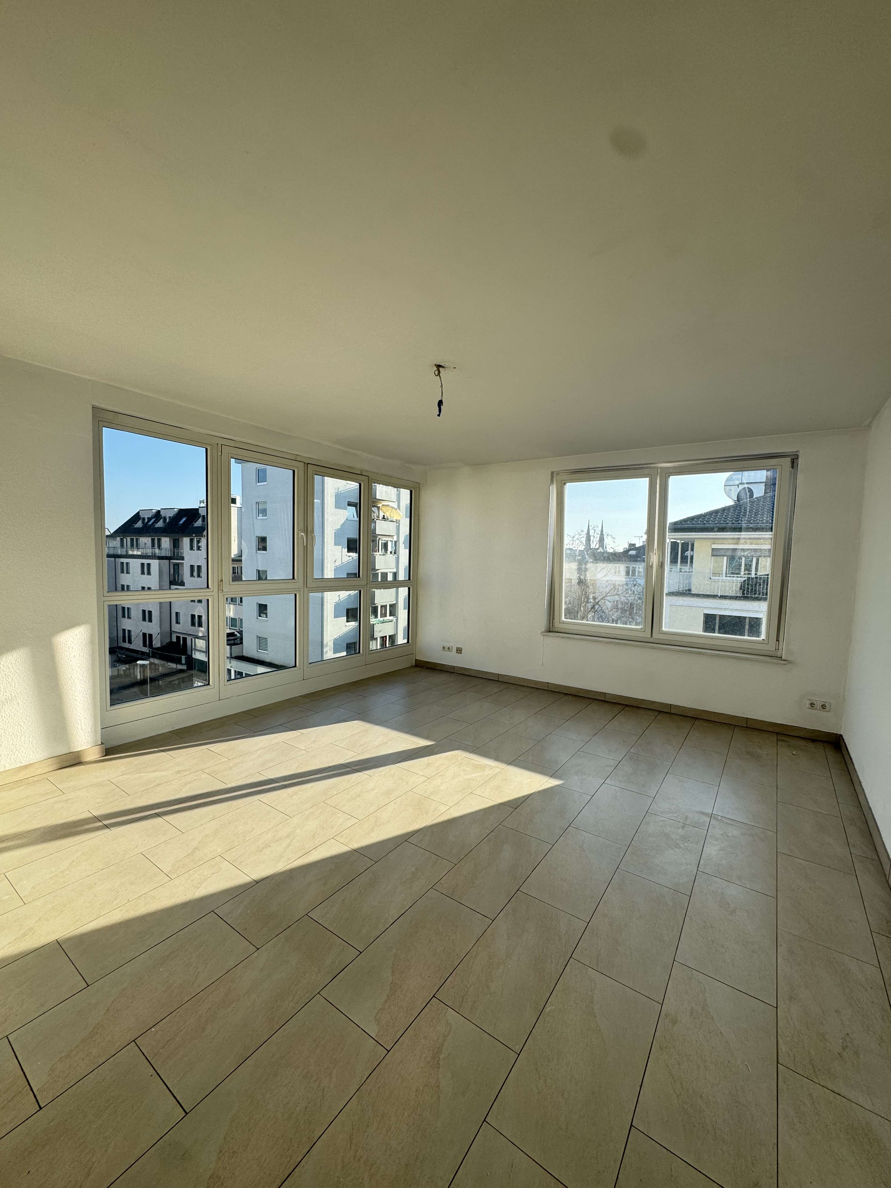 Thumbnail-Wohnung zum Mieten in Wiesbaden 650,00 € 60 m²