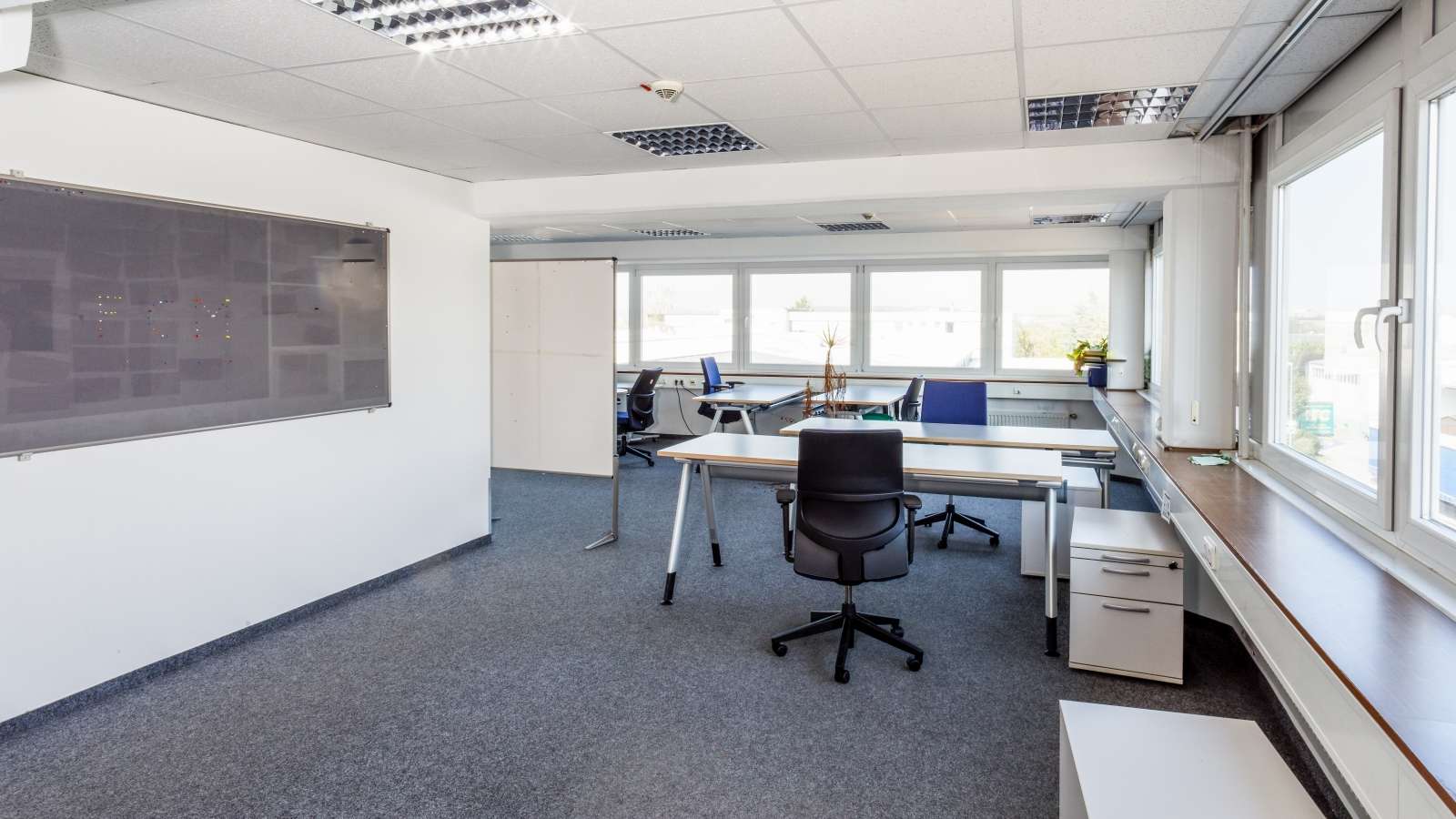 Thumbnail-Büro in Schwieberdingen 1.705,00 € 225 m²