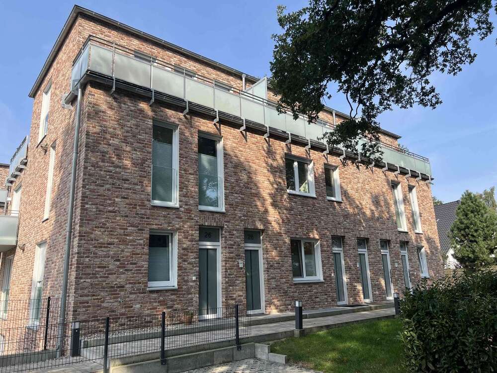 Thumbnail-Wohnung zum Mieten in Hamburg Hummelsbüttel 2.100,00 € 99.92 m²