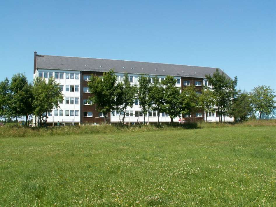 Thumbnail-Wohnung zum Mieten in Marienberg OT Reitzenhain 323,14 € 61.55 m²