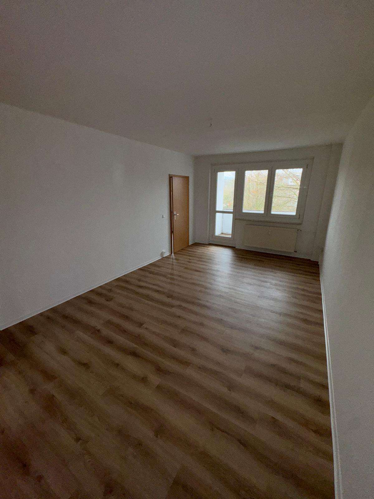 Thumbnail-Wohnung zum Mieten in Stralsund 665,00 € 87.9 m²