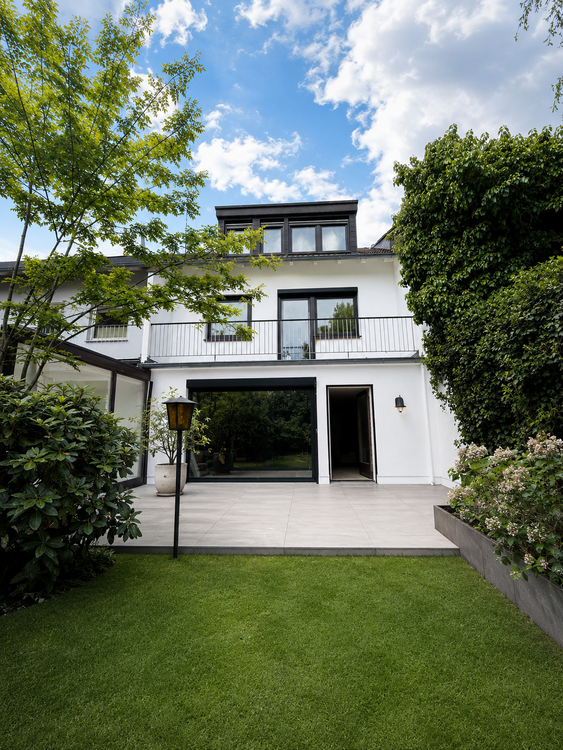 Thumbnail-Haus zum Mieten in Köln - Porz 2.450,00 € 144 m²