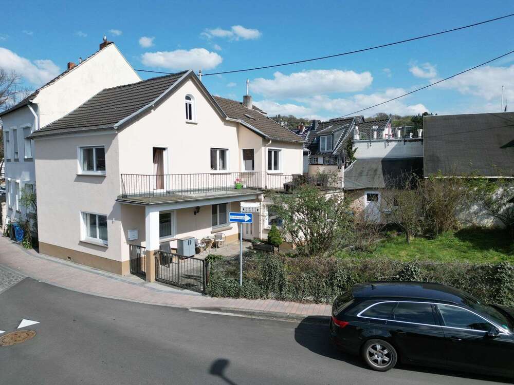 Thumbnail-Haus zum Kaufen in Rheinbreitbach 335.000,00 € 147.13 m²