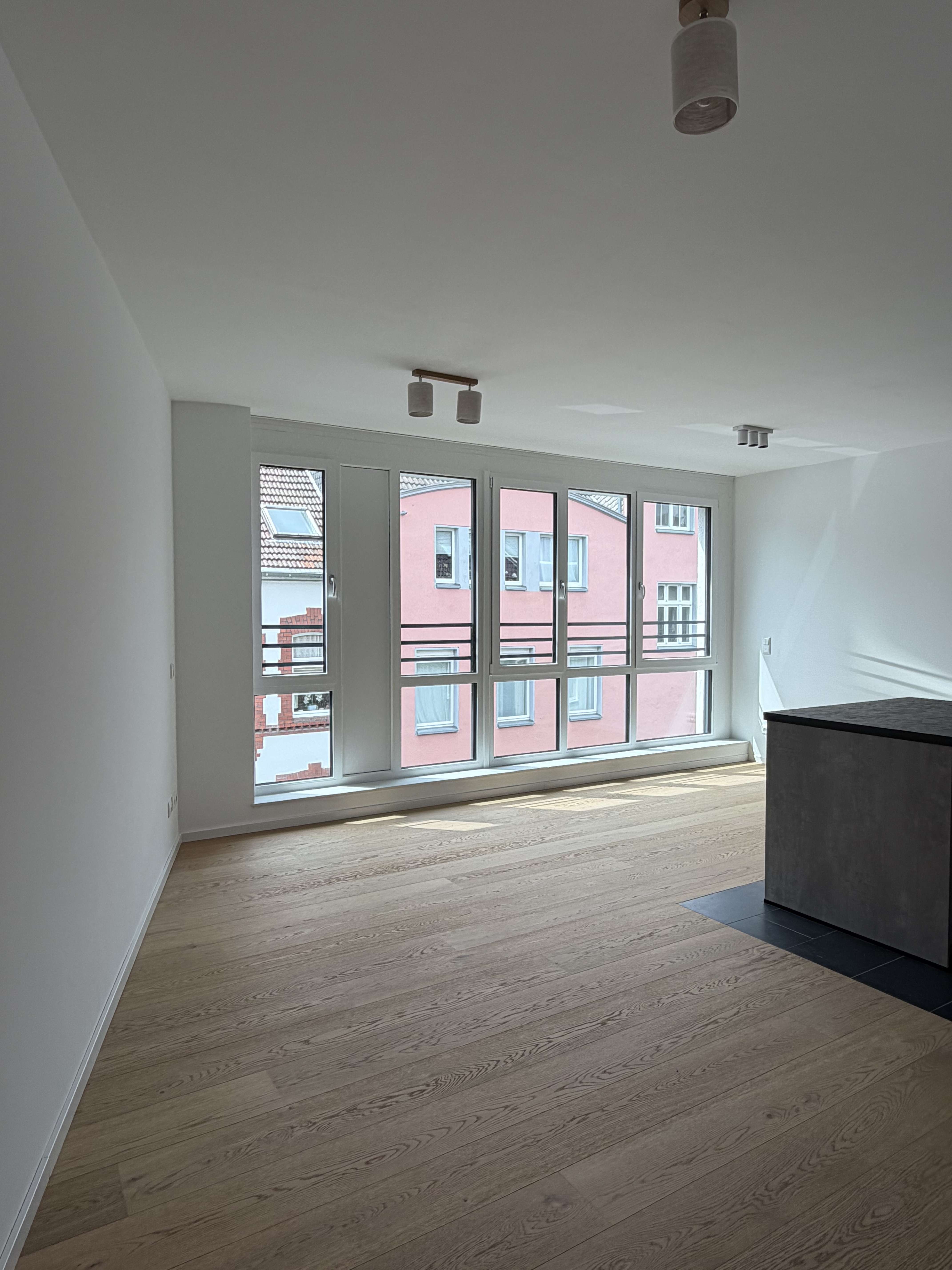 Thumbnail-Wohnung zum Mieten in Düsseldorf 1.500,00 € 77 m²