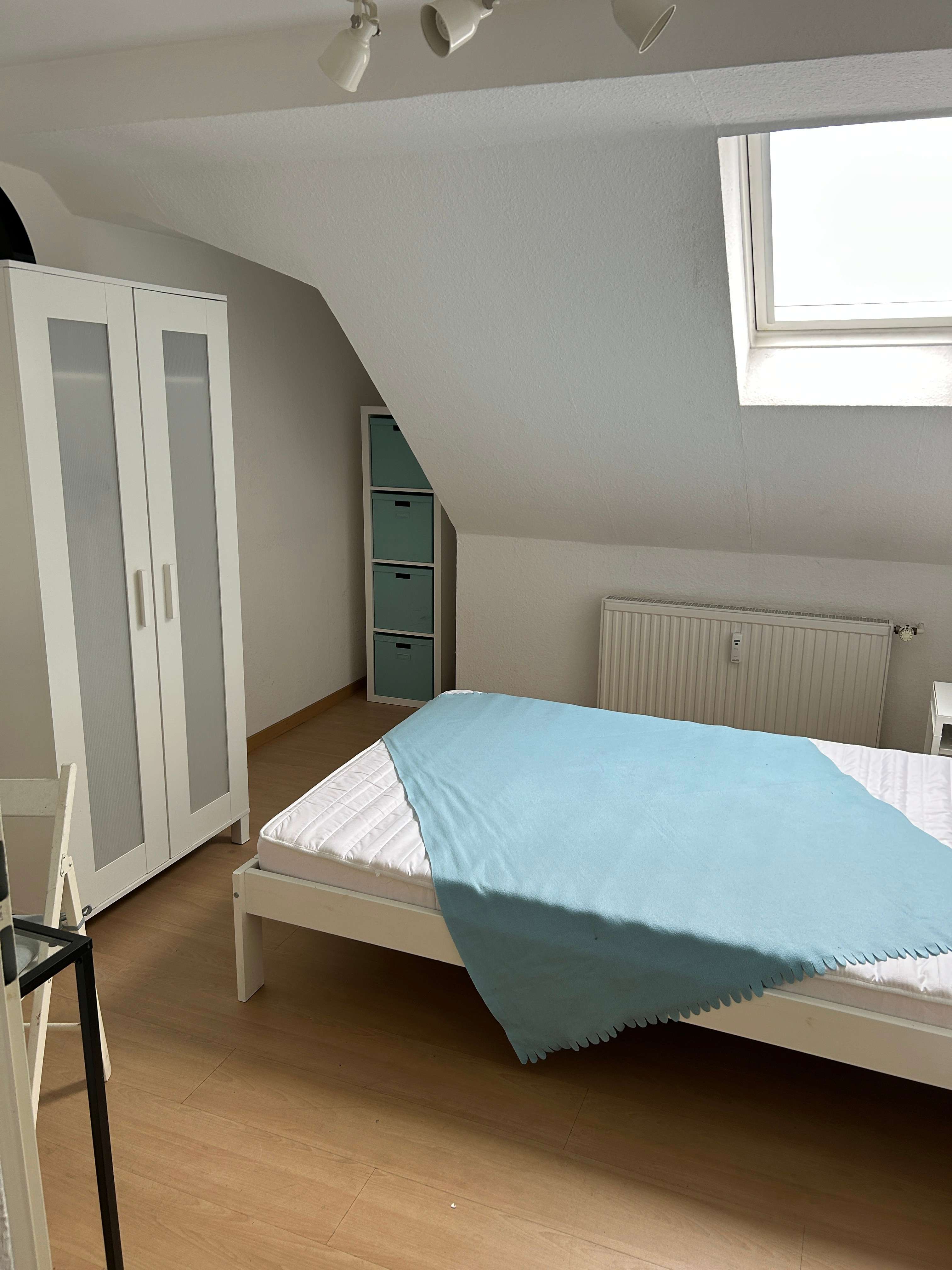 Thumbnail-Wohnung zum Mieten in Duisburg 265,00 € 12.32 m²