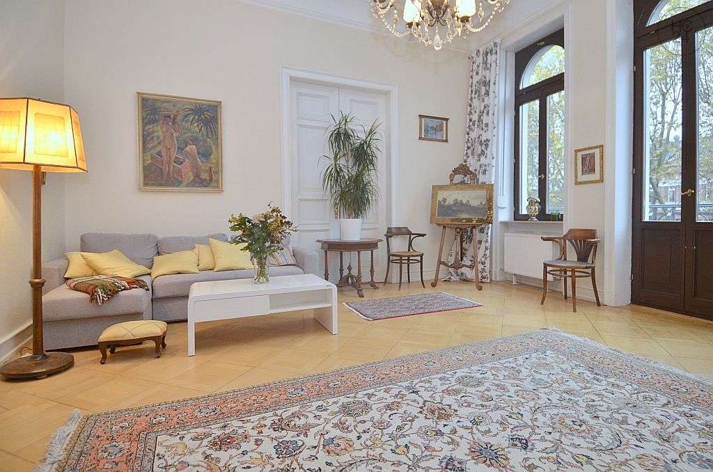 Thumbnail-Wohnung zum Mieten in Wiesbaden 2.490,00 € 157 m²