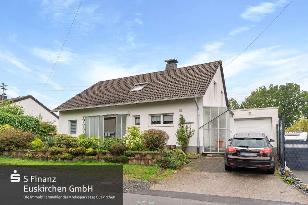 Thumbnail-Haus zum Kaufen in Hellenthal 269.000,00 € 176.35 m²