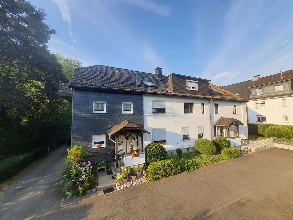 Thumbnail-Haus zum Kaufen in Waldbröl 388.000,00 € 413 m²