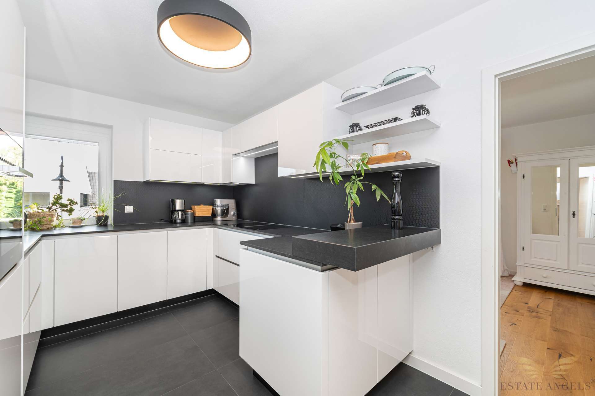 Thumbnail-Wohnung zum Kaufen in Pullach im Isartal 974.500,00 € 136 m²