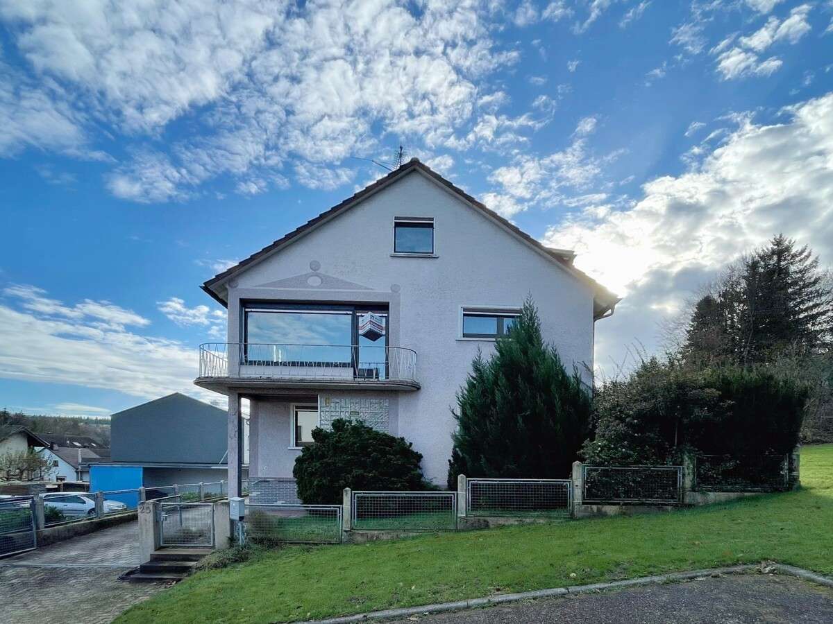 Thumbnail-Haus zum Kaufen in Pfinztal 350.000,00 € 174 m²