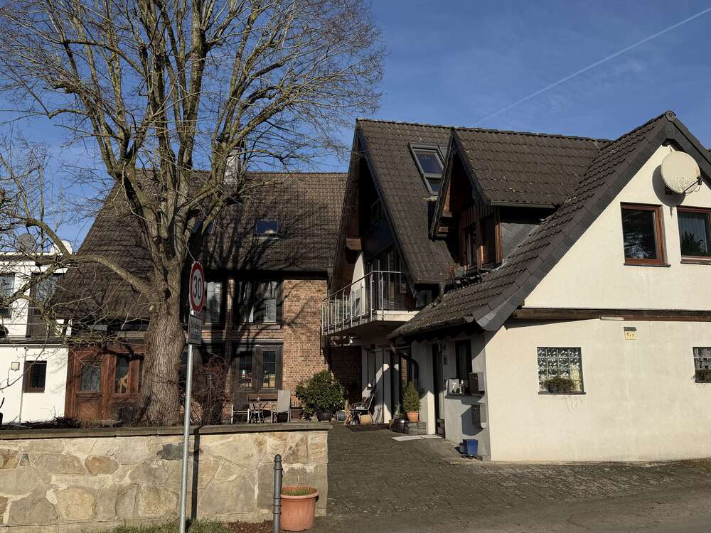 Thumbnail-Haus zum Kaufen in Overath 690.000,00 € 256 m²