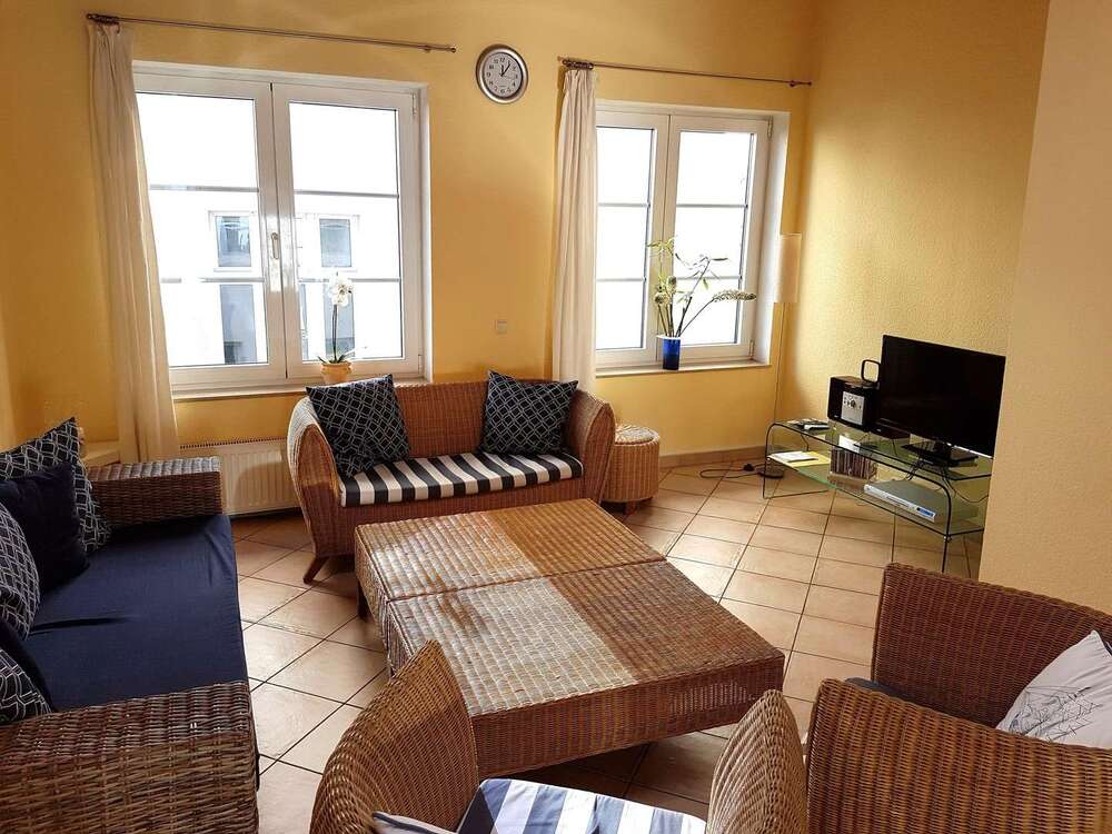 Thumbnail-Wohnung zum Kaufen in Rostock 725.000,00 € 143 m²