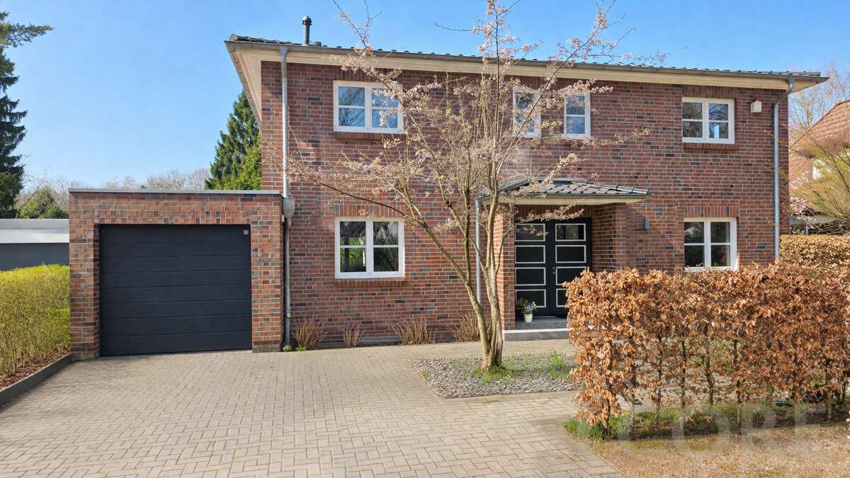 Thumbnail-Haus zum Kaufen in Hamburg Volksdorf 1.520.000,00 € 154 m²