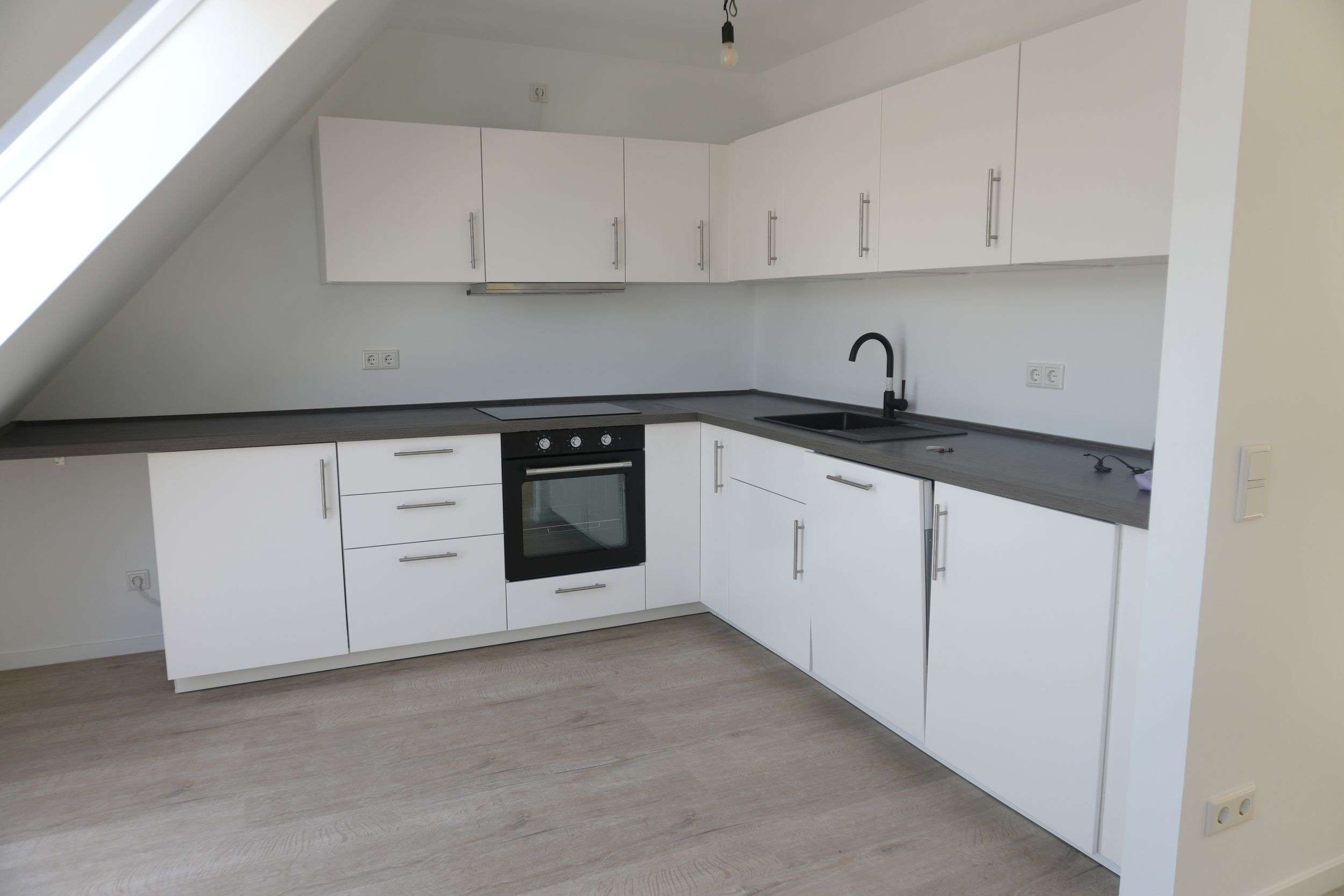 Thumbnail-Wohnung zum Mieten in Düsseldorf 730,00 € 50.65 m²