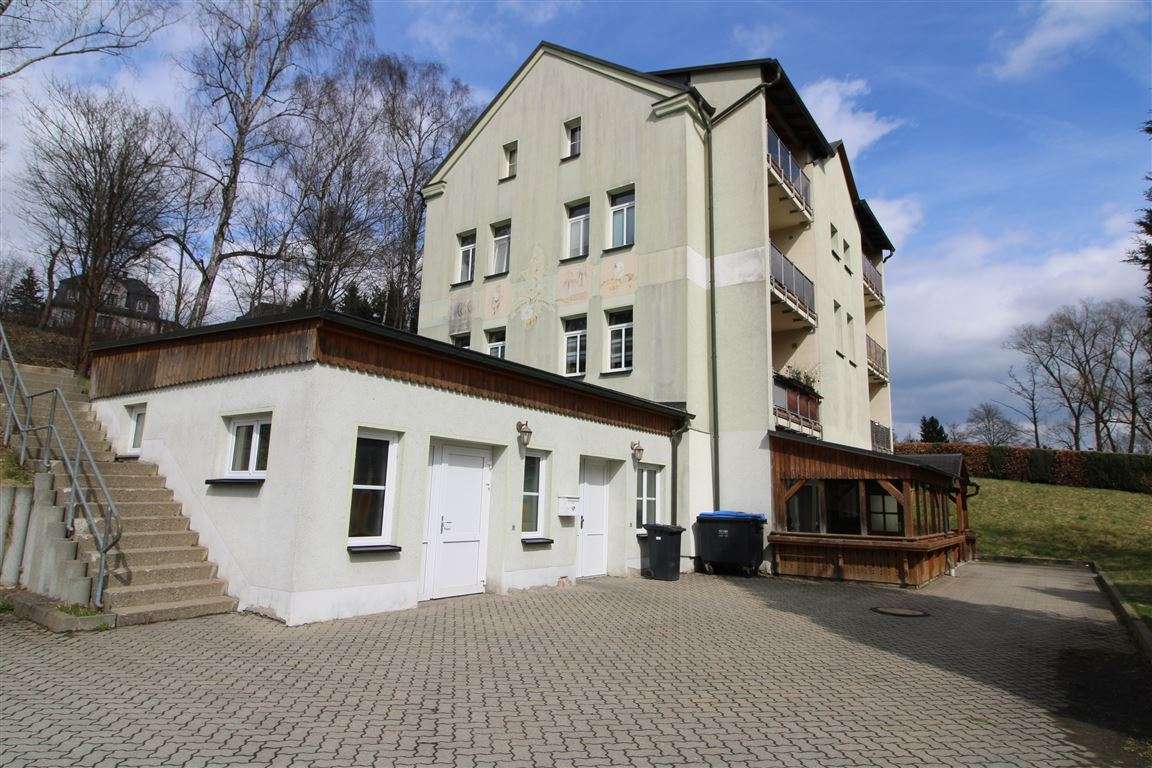 Thumbnail-Büro in Markneukirchen 370,00 € 158.02 m²
