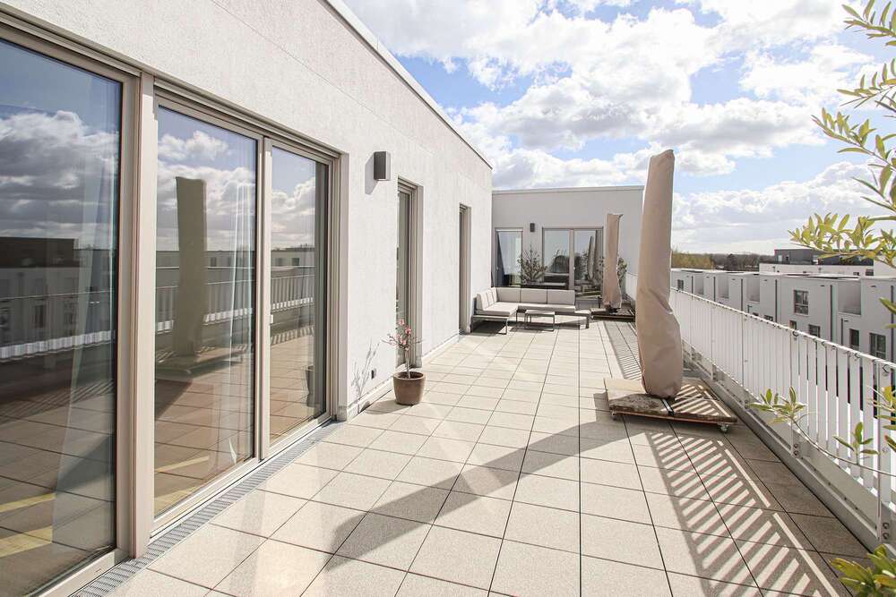 Thumbnail-Wohnung zum Kaufen in Düsseldorf 1.195.000,00 € 190 m²