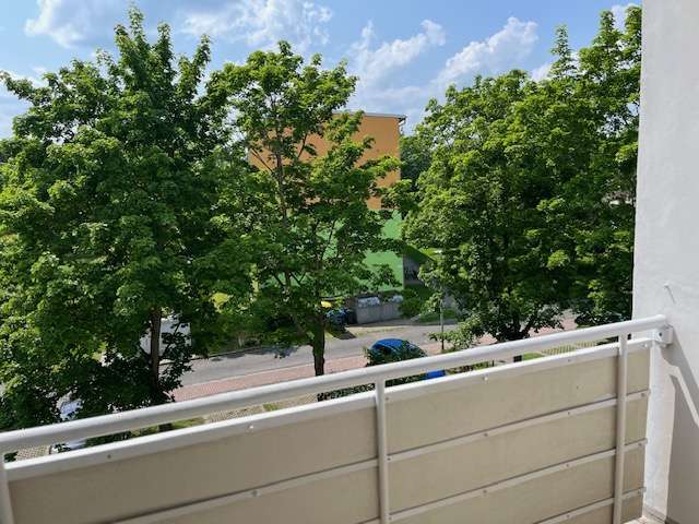 Thumbnail-Wohnung zum Kaufen in Zwenkau 100.000,00 € 59.1 m²