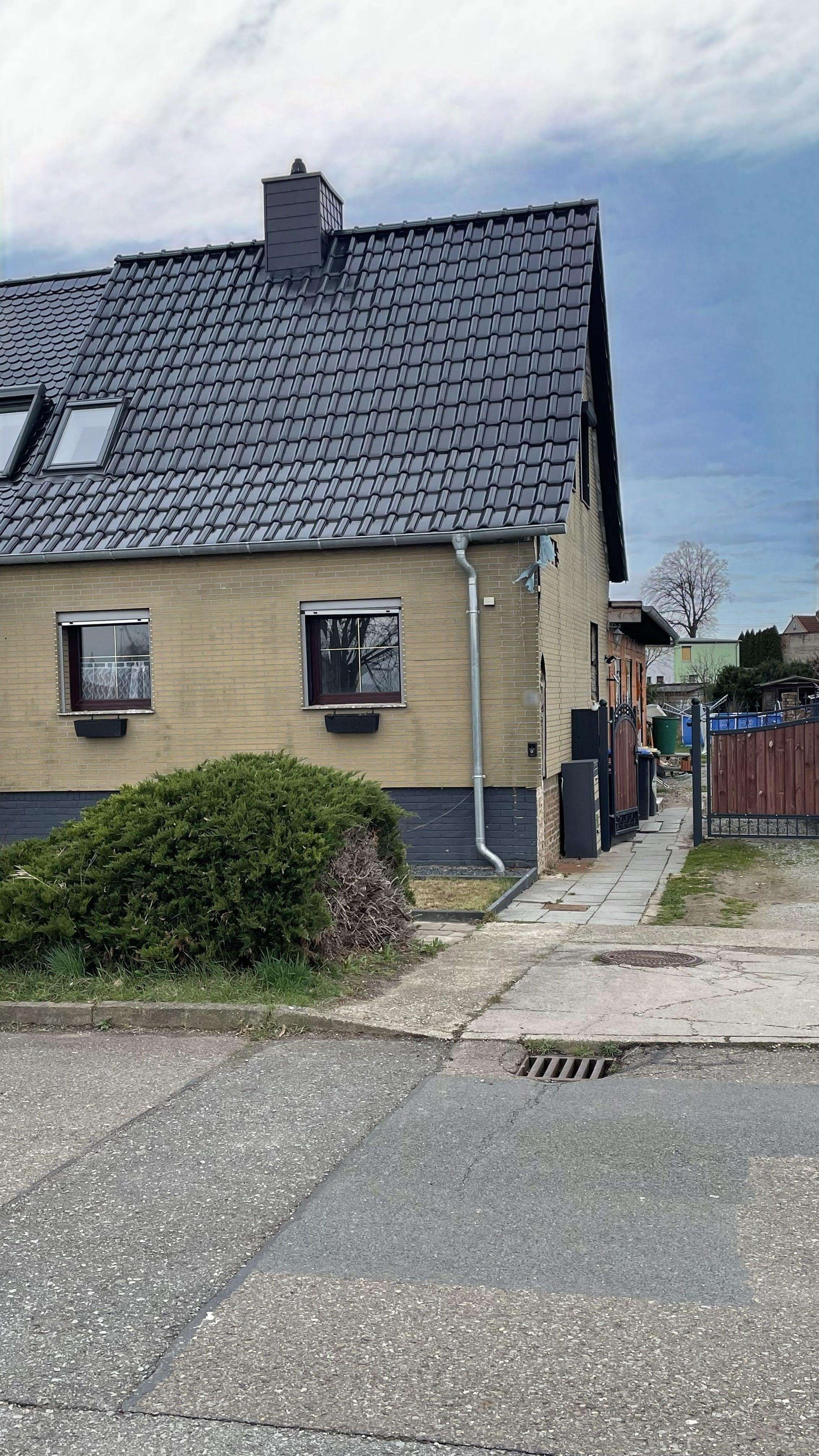 Thumbnail-Haus zum Kaufen in Staßfurt 145.000,00 € 110 m²