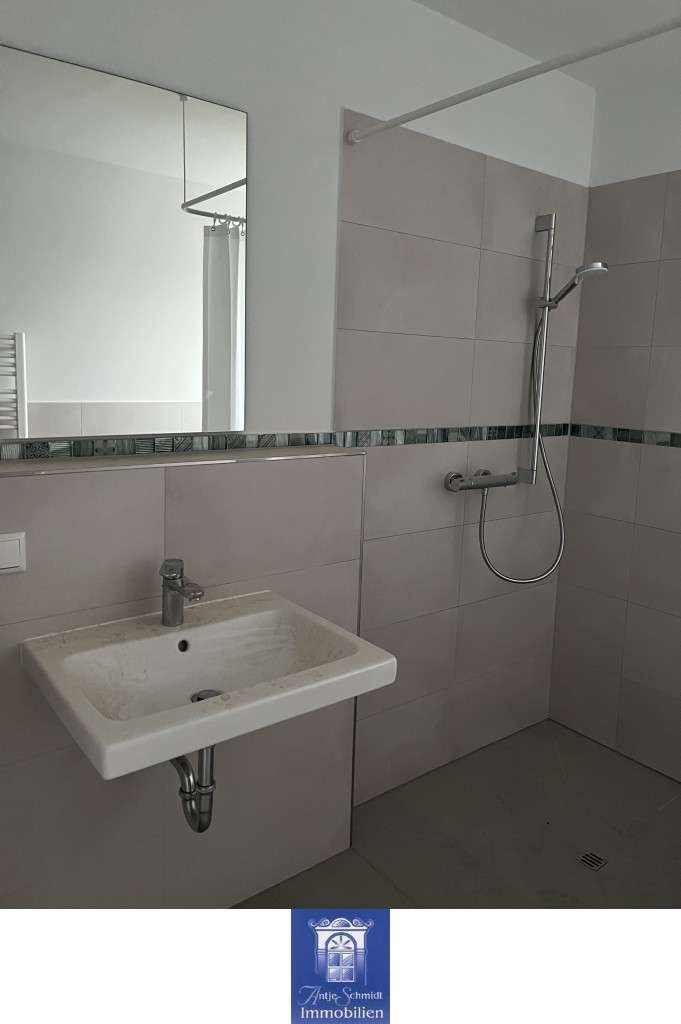 Thumbnail-Wohnung zum Mieten in Arnsdorf 580,00 € 42.19 m²