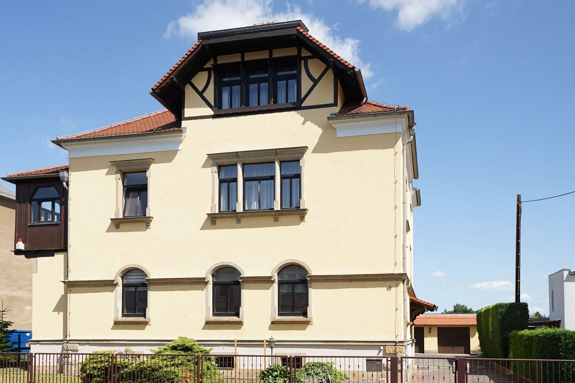 Thumbnail-Wohnung zum Mieten in Heidenau 1.300,00 € 130 m²