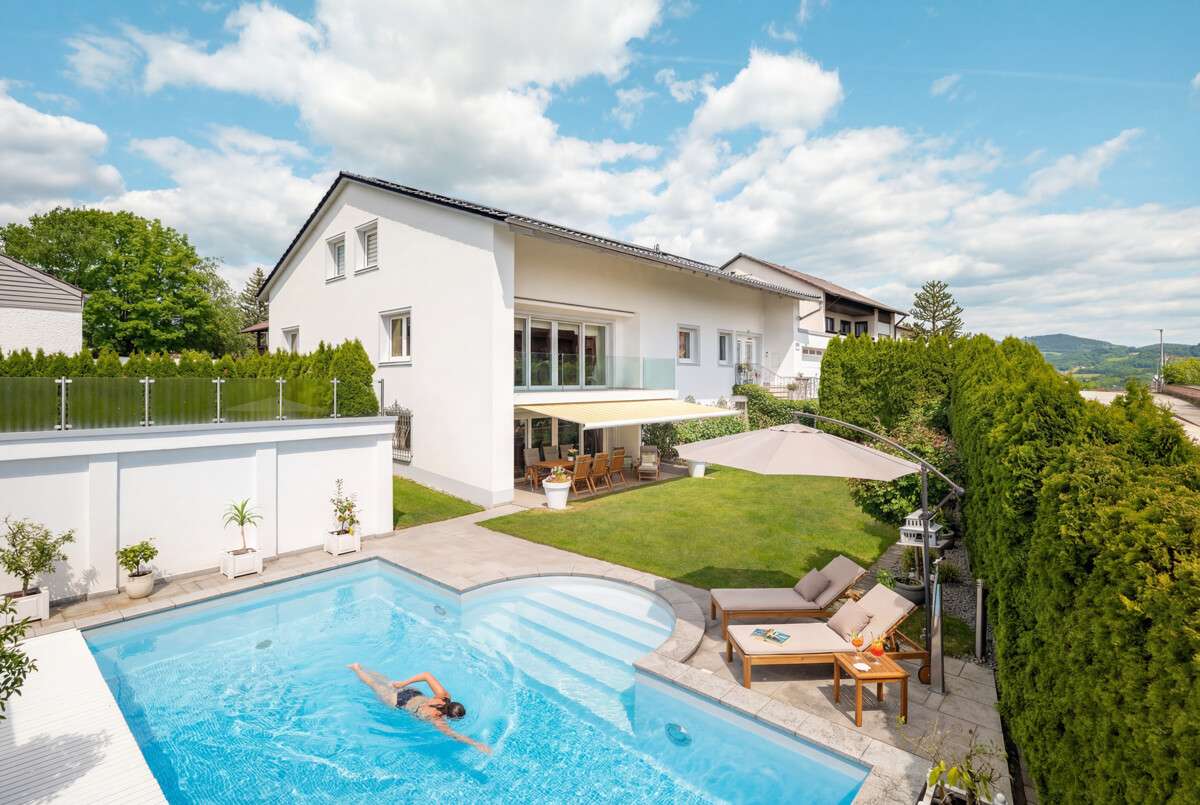 Thumbnail-Haus zum Kaufen in Deggendorf 995.000,00 € 380 m²