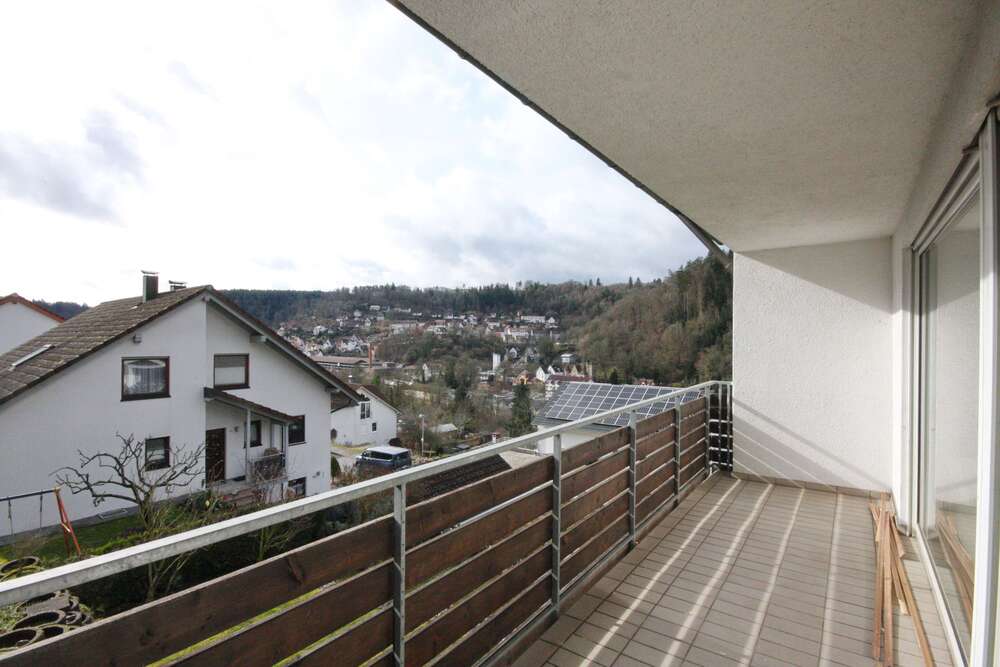 Thumbnail-Wohnung zum Kaufen in Calw 230.000,00 € 75.46 m²