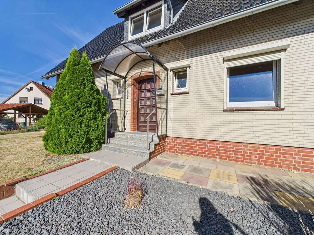 Thumbnail-Haus zum Kaufen in Wolfsburg Heiligendorf 199.000,00 € 150 m²