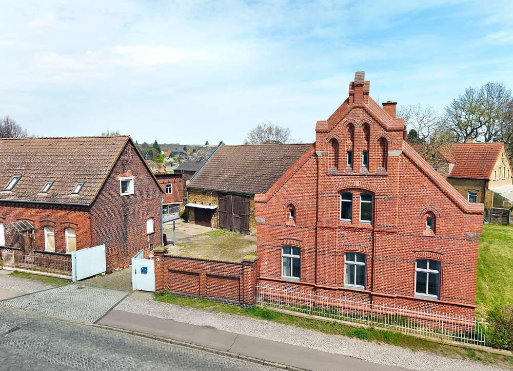 Thumbnail-Haus zum Kaufen in Lutherstadt Wittenberg 449.000,00 € 202 m²