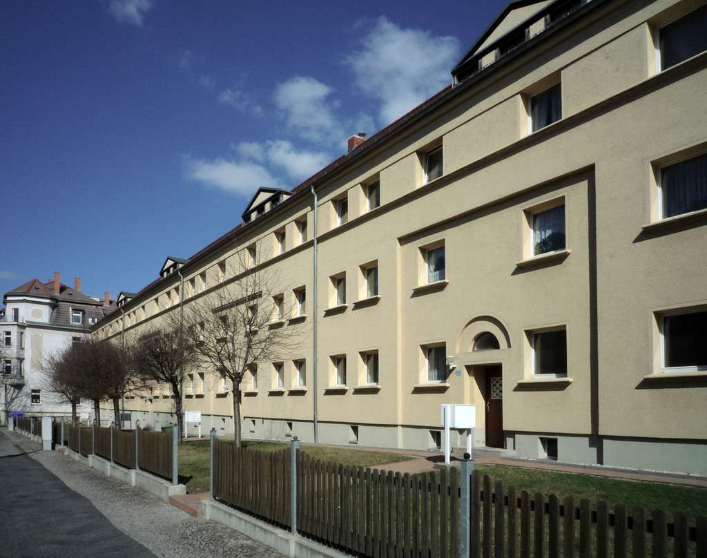 Thumbnail-Wohnung zum Mieten in Gera 342,75 € 54.84 m²