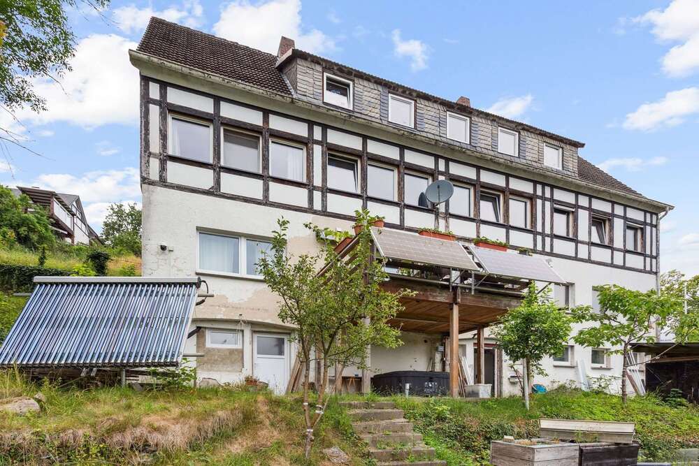 Thumbnail-Haus zum Kaufen in Warstein 249.000,00 € 287 m²