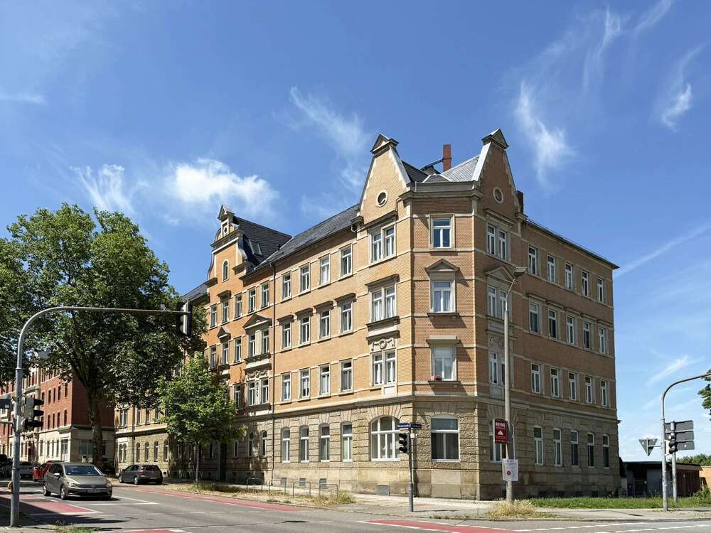 Thumbnail-Haus zum Kaufen in Dresden 1.890.000,00 € 871 m²
