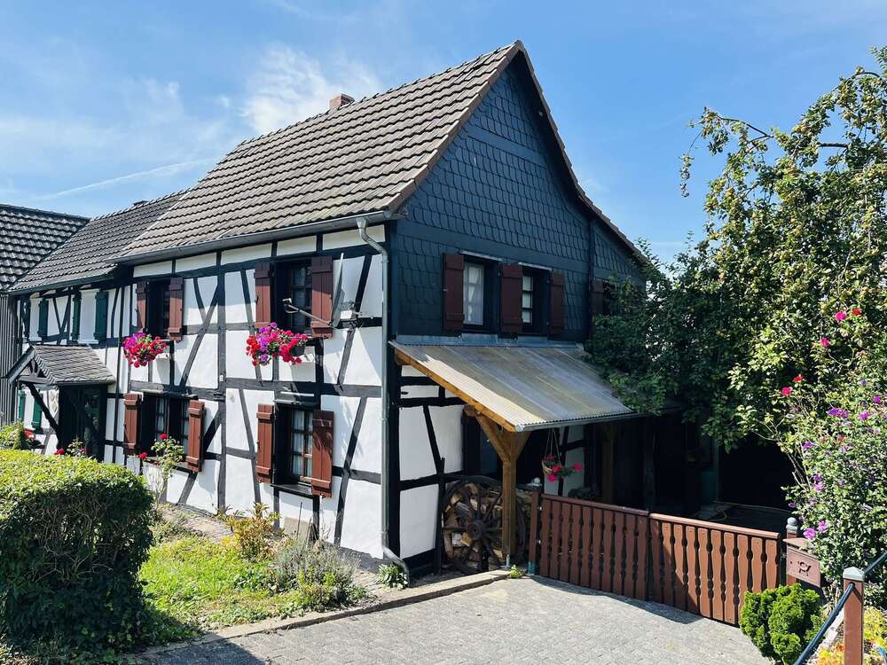 Thumbnail-Haus zum Kaufen in Eitorf 150.000,00 € 84 m²