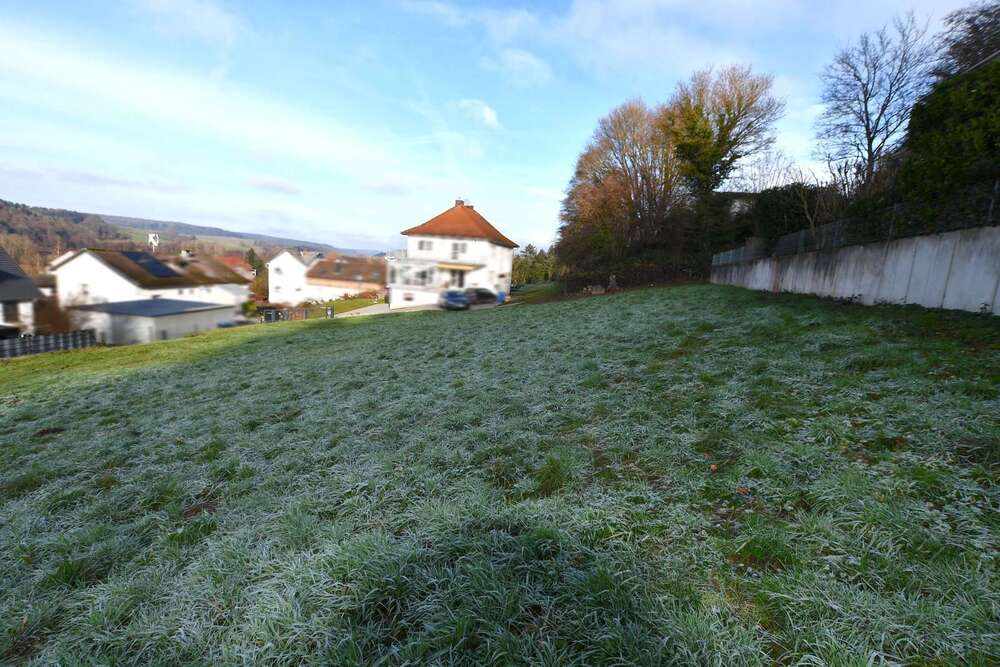 Thumbnail-Grundstück zu verkaufen in Bad König 139.000,00 € 978 m²