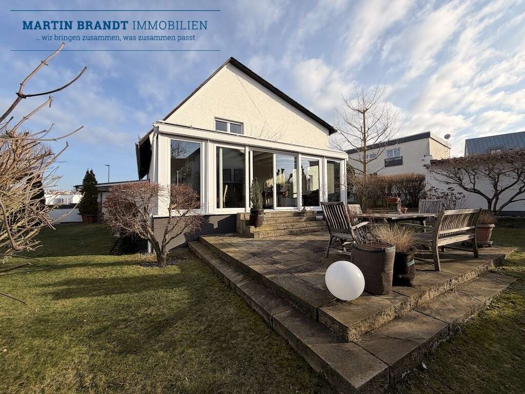 Thumbnail-Haus zum Kaufen in Idstein 890.000,00 € 227.57 m²