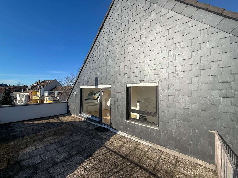 Thumbnail-Wohnung zum Kaufen in Düsseldorf 215.000,00 € 53 m²