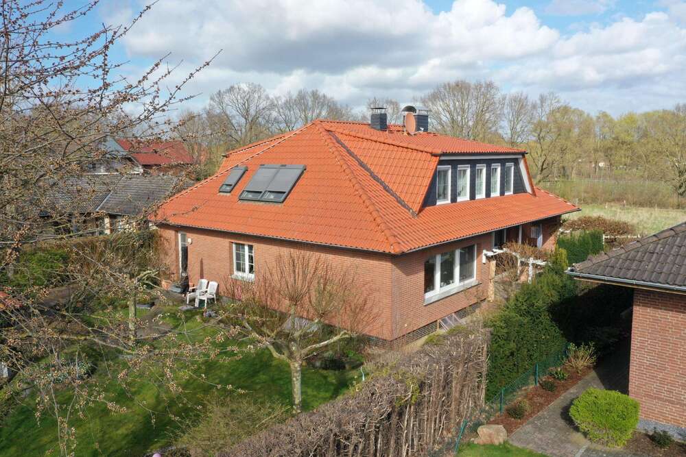 Thumbnail-Haus zum Kaufen in Petershagen 319.000,00 € 223 m²