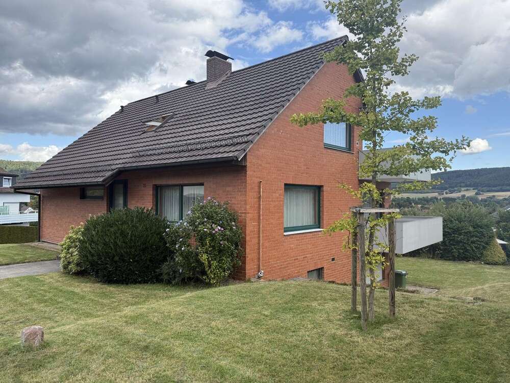 Thumbnail-Haus zum Kaufen in Reinhardshagen - Veckerhagen 360.000,00 € 190 m²