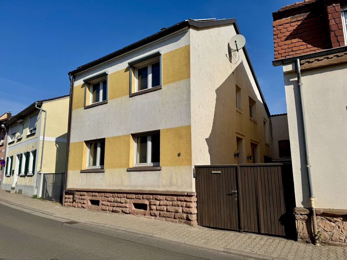 Thumbnail-Haus zum Kaufen in Eisenberg 269.000,00 € 93.8 m²