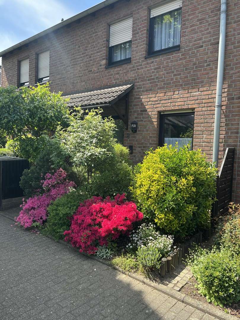 Thumbnail-Haus zum Kaufen in Monheim am Rhein 485.000,00 € 112 m²