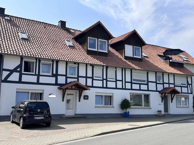 Thumbnail-Haus zum Kaufen in Dassel-Lüthorst 299.000,00 € 599 m²
