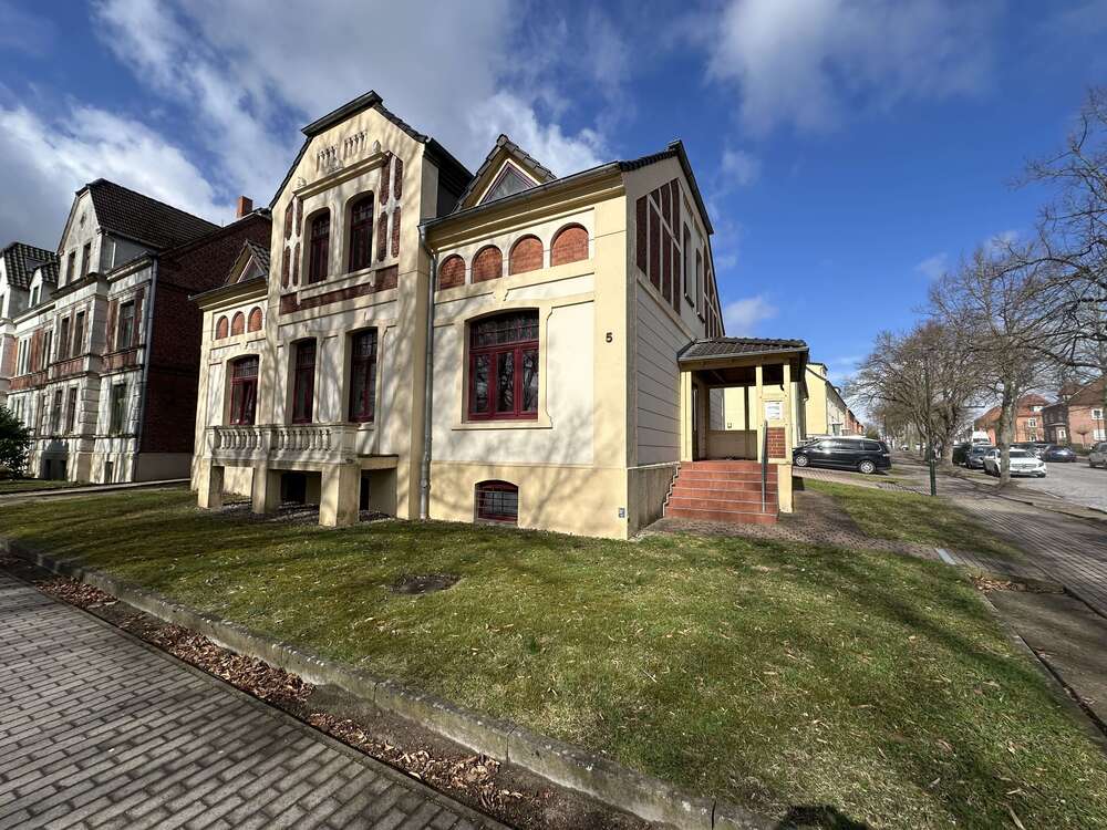 Thumbnail-Haus zum Kaufen in Grevesmühlen 420.000,00 € 240 m²