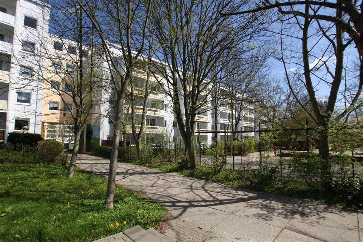 Thumbnail-Wohnung zum Mieten in Gera 316,37 € 54.08 m²