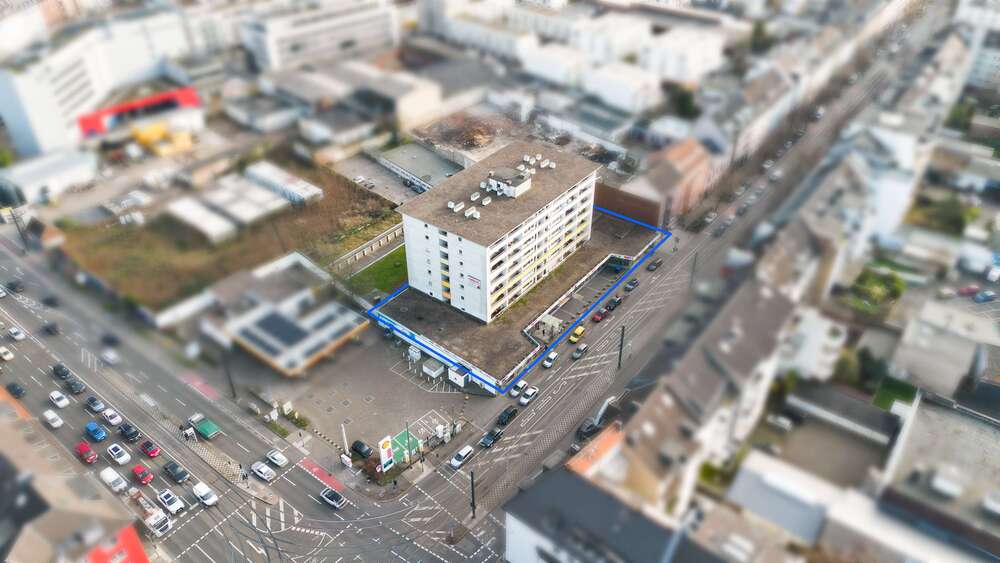 Thumbnail-Einzelhandel in Düsseldorf 2.275.000,00 € 1515 m²