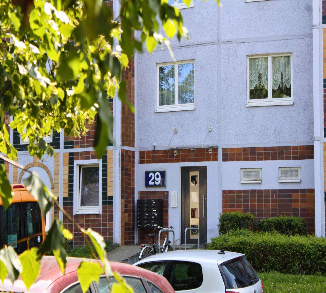 Thumbnail-Wohnung zum Mieten in Rostock 528,00 € 62.1 m²