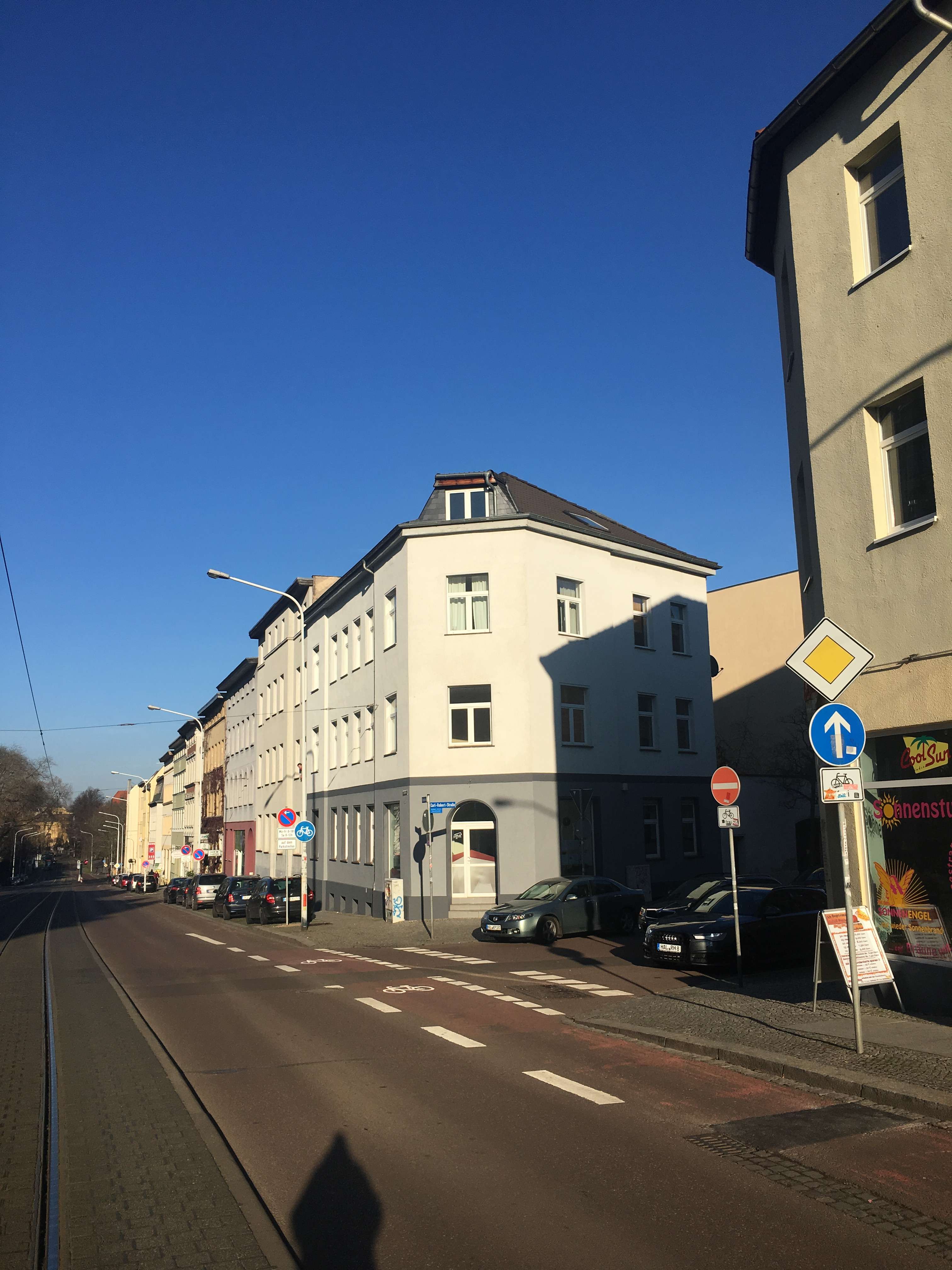 Thumbnail-Wohnung zum Mieten in Halle 367,00 € 52.39 m²