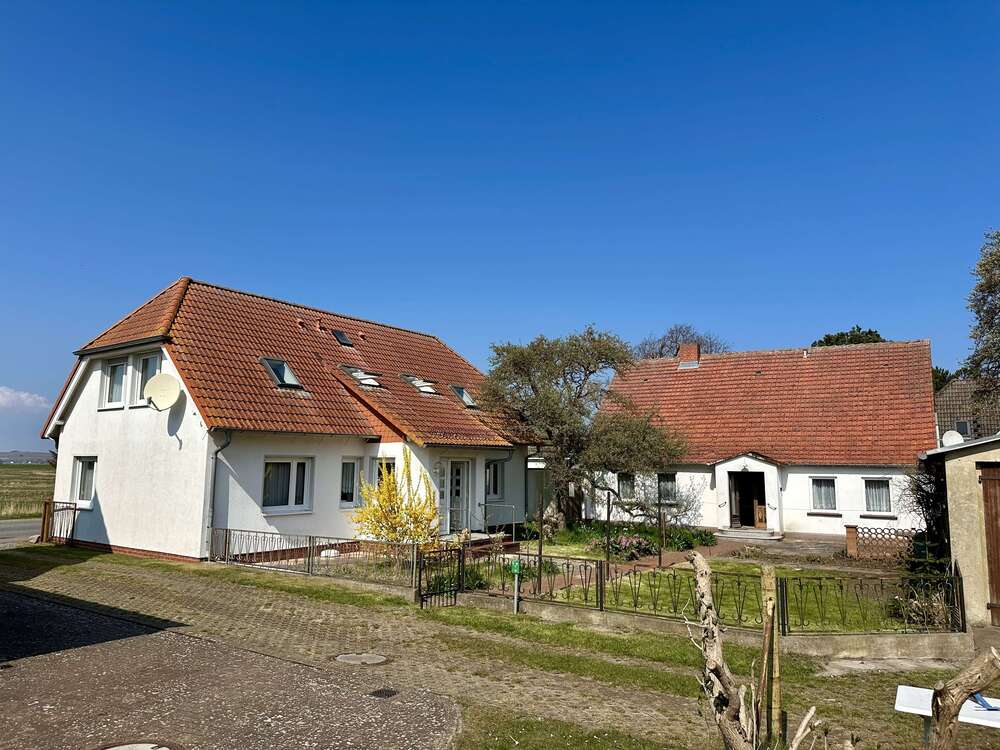 Thumbnail-Haus zum Kaufen in Thiessow 1.060.000,00 € 296 m²