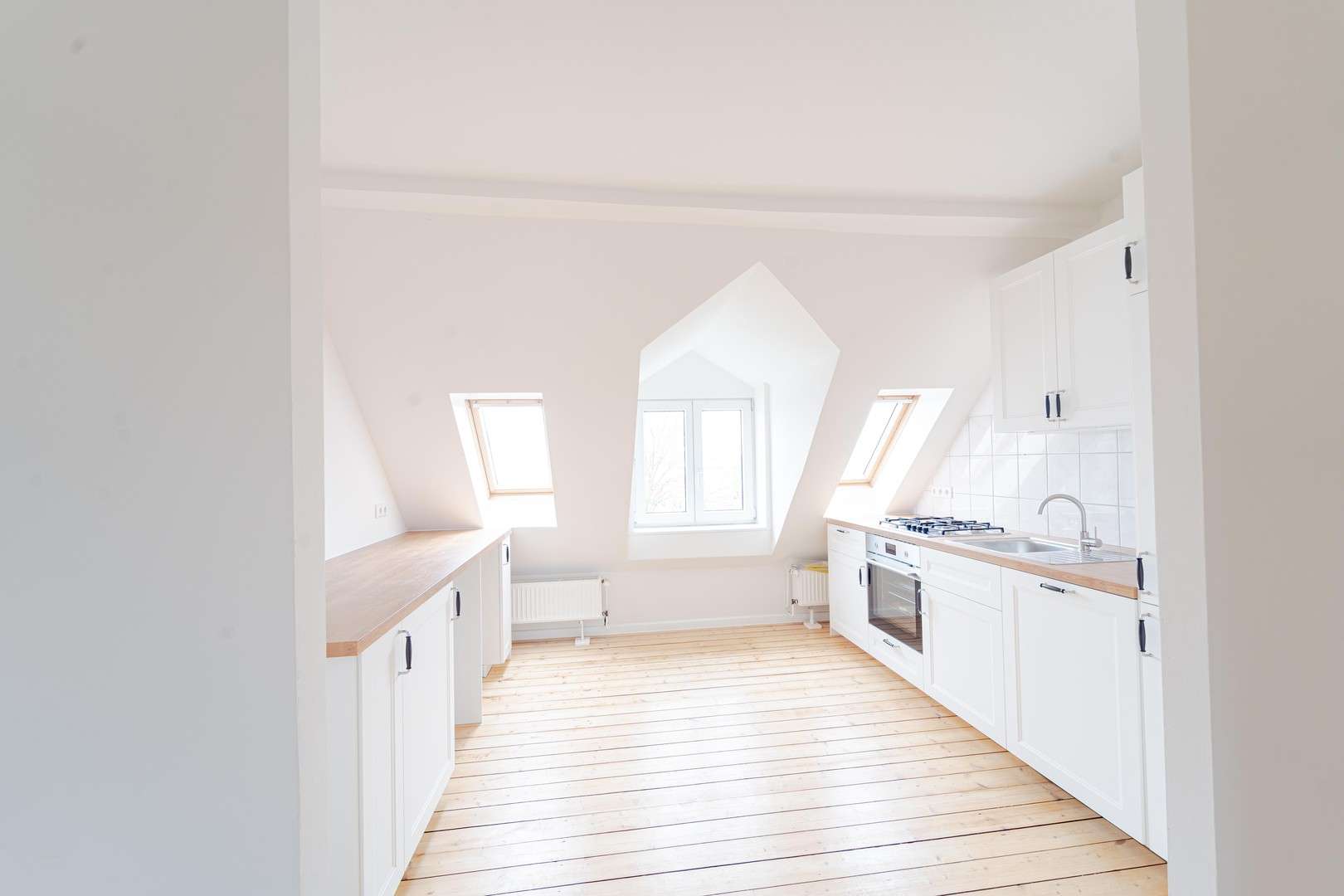 Thumbnail-Wohnung zum Kaufen in Lübeck 229.000,00 € 70 m²