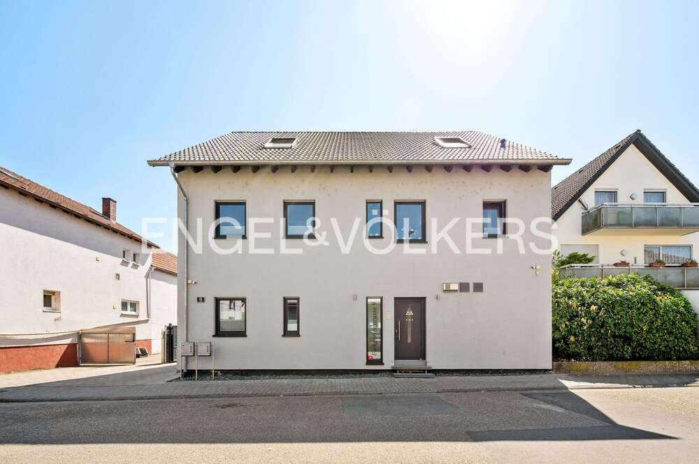Thumbnail-Haus zum Kaufen in Dudenhofen 998.000,00 € 277 m²