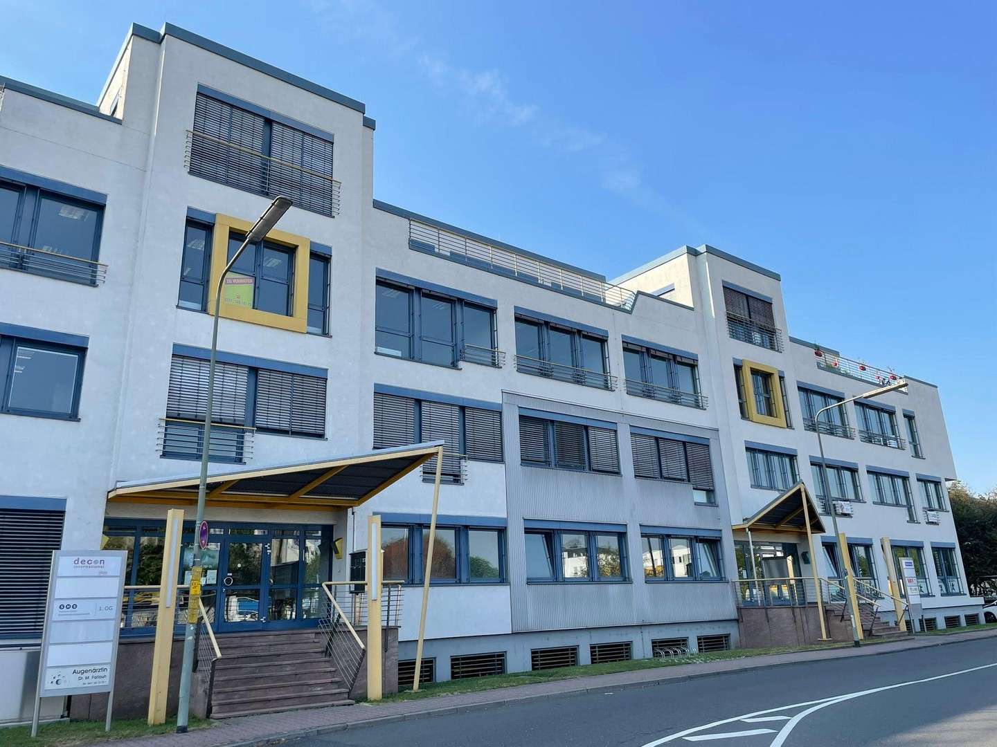 Thumbnail-Büro in Frankfurt - Nieder-Eschbach 750,00 € 38 m²